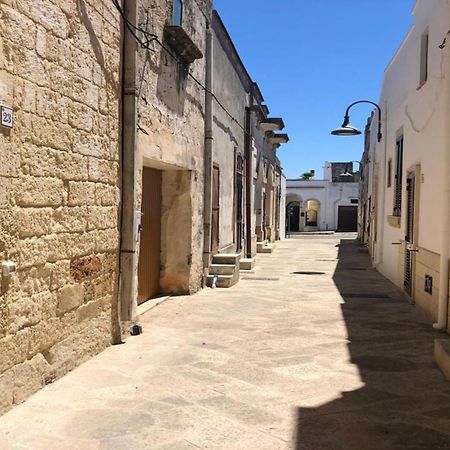 Odegos Monolocali Vico Sant'Antonio Carpignano Salentino Exterior foto