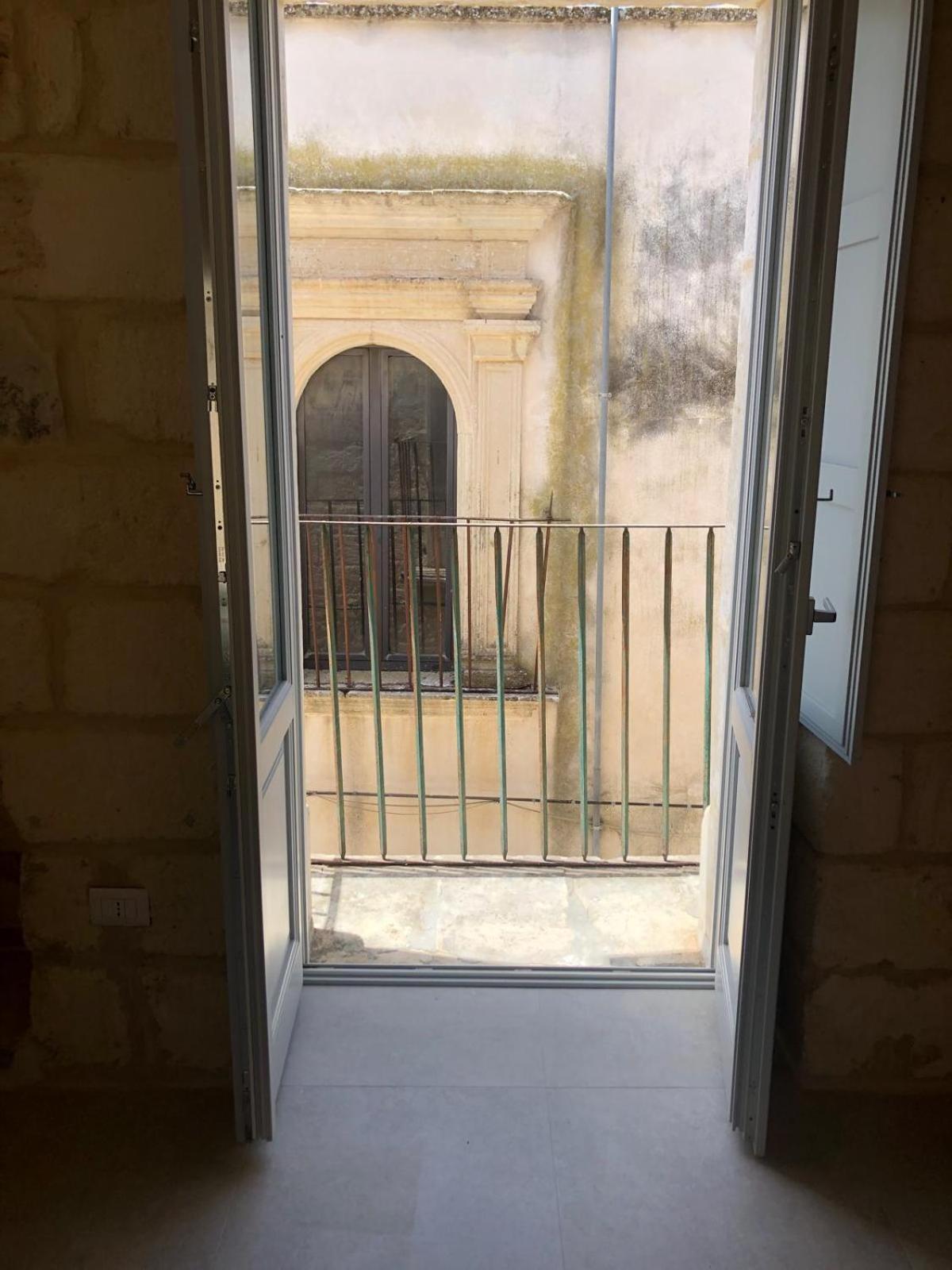 Odegos Monolocali Vico Sant'Antonio Carpignano Salentino Exterior foto